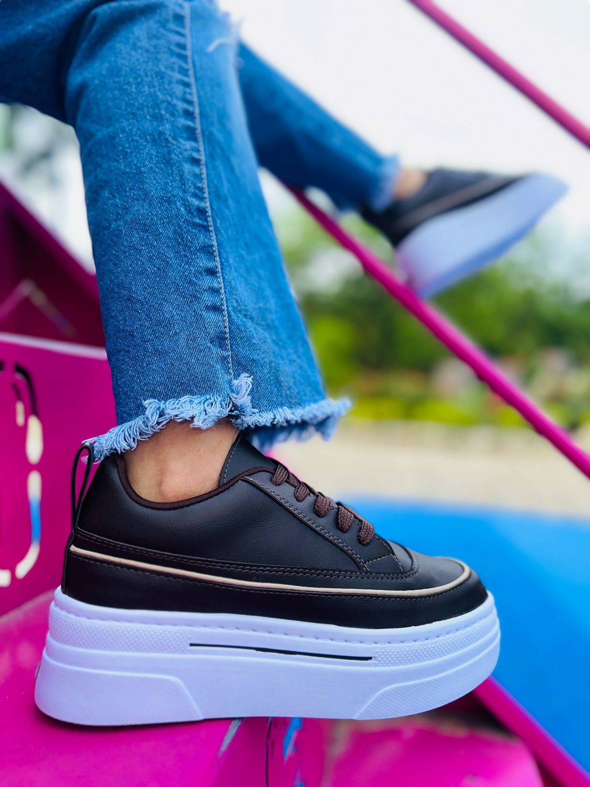 Vista 3 de Premium Bolichero Plataforma Dama - Tallas: 38, Color: Blanco AnimalPrint